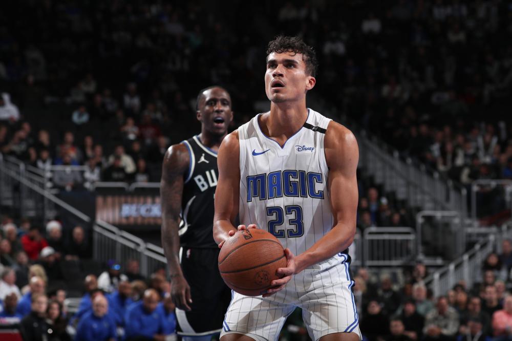 加盟后一举 加盟后一举