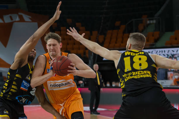 表现总是吸 表现总是吸