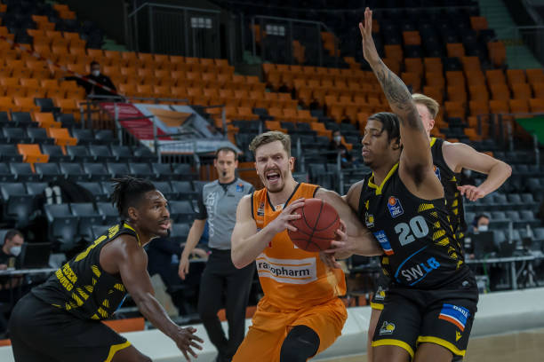 让现场观众 让现场观众