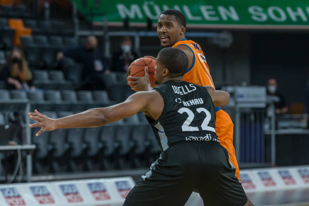 这句看似平 这句看似平